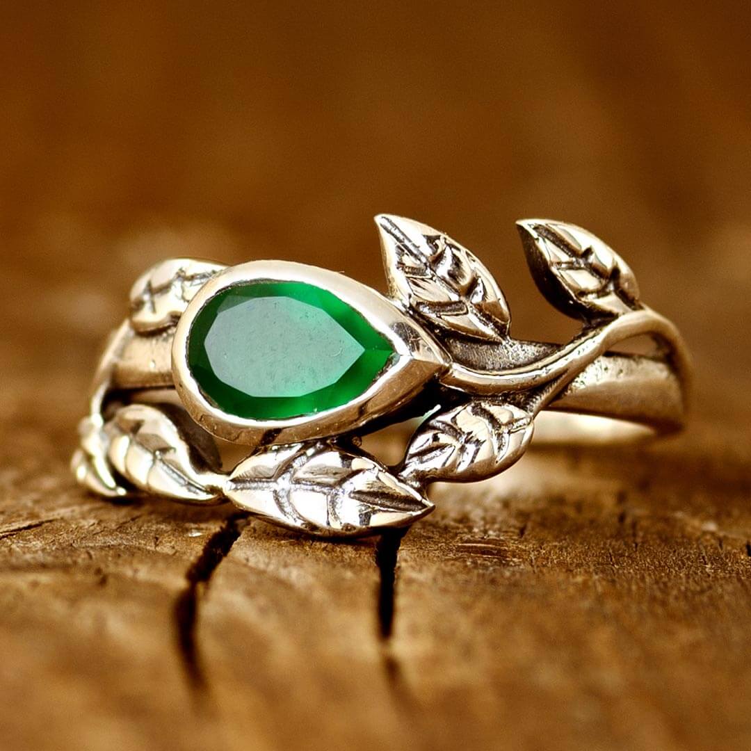 Leaves Green Onyx Ring – Boho Magic Jewelry