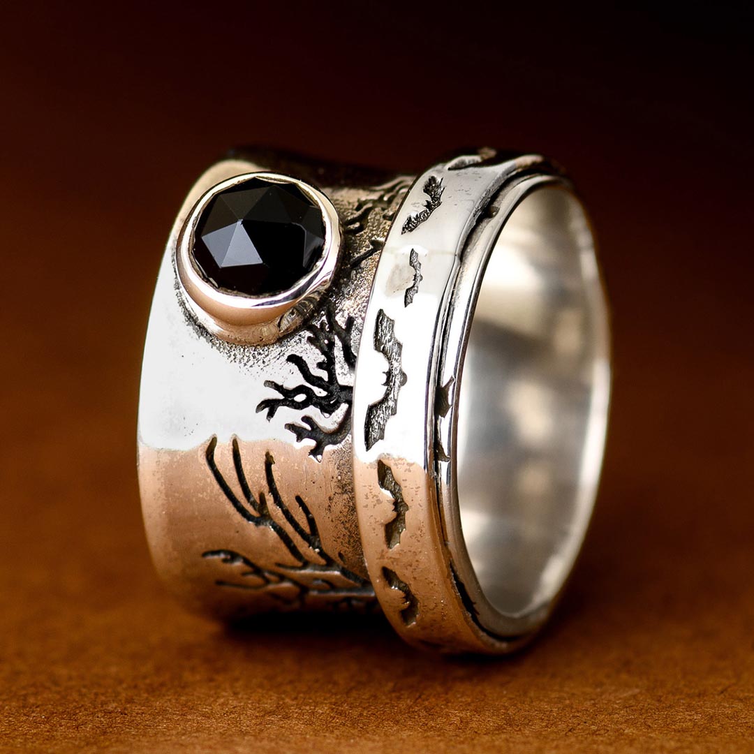 Fledermäuse, Bäume und Onyx-Fidget-Ring
