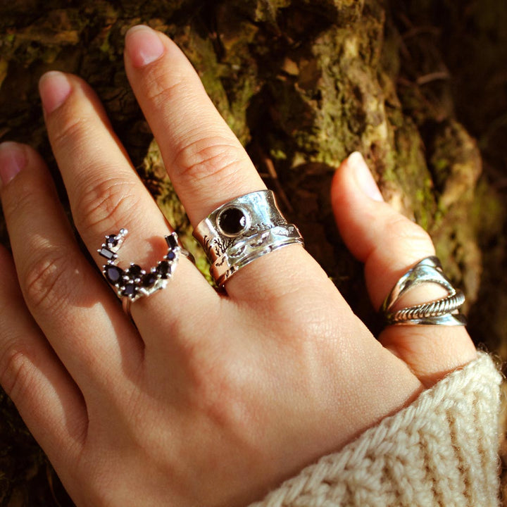 Fledermäuse, Bäume und Onyx-Fidget-Ring