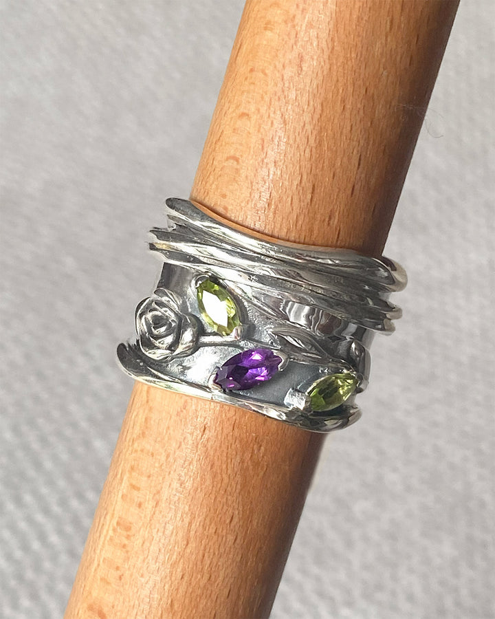 Rose Flower Fidget Ring with Green and Purple Amethyst