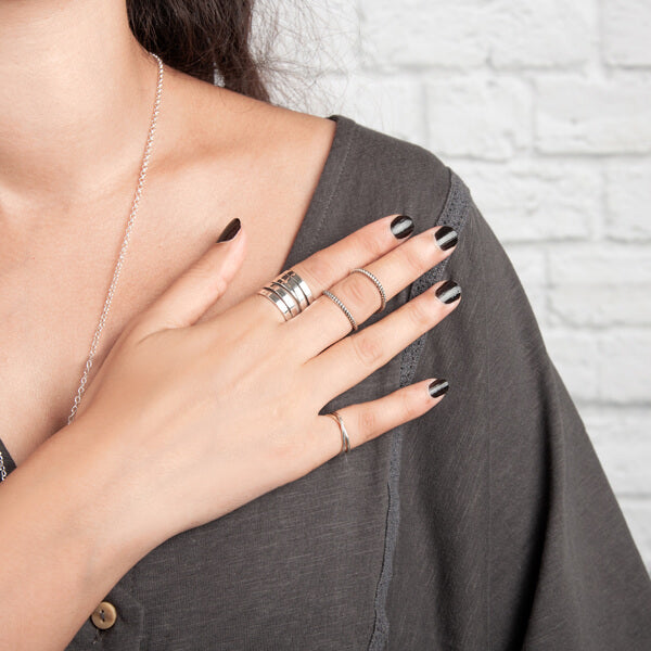 Knöchelring mit Schiene aus Sterlingsilber
