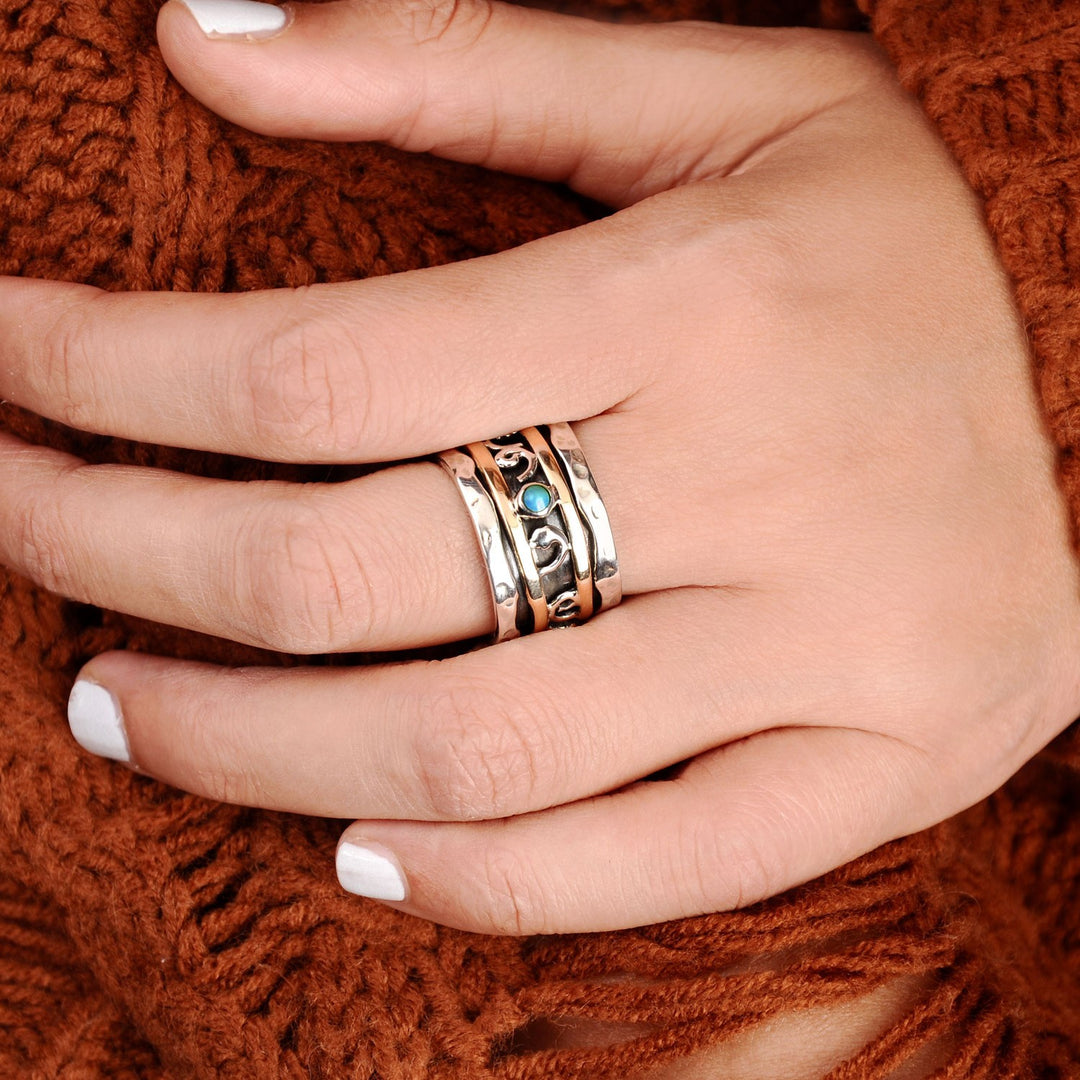 Sterling Silver Thick Spinner Ring with Turquoise