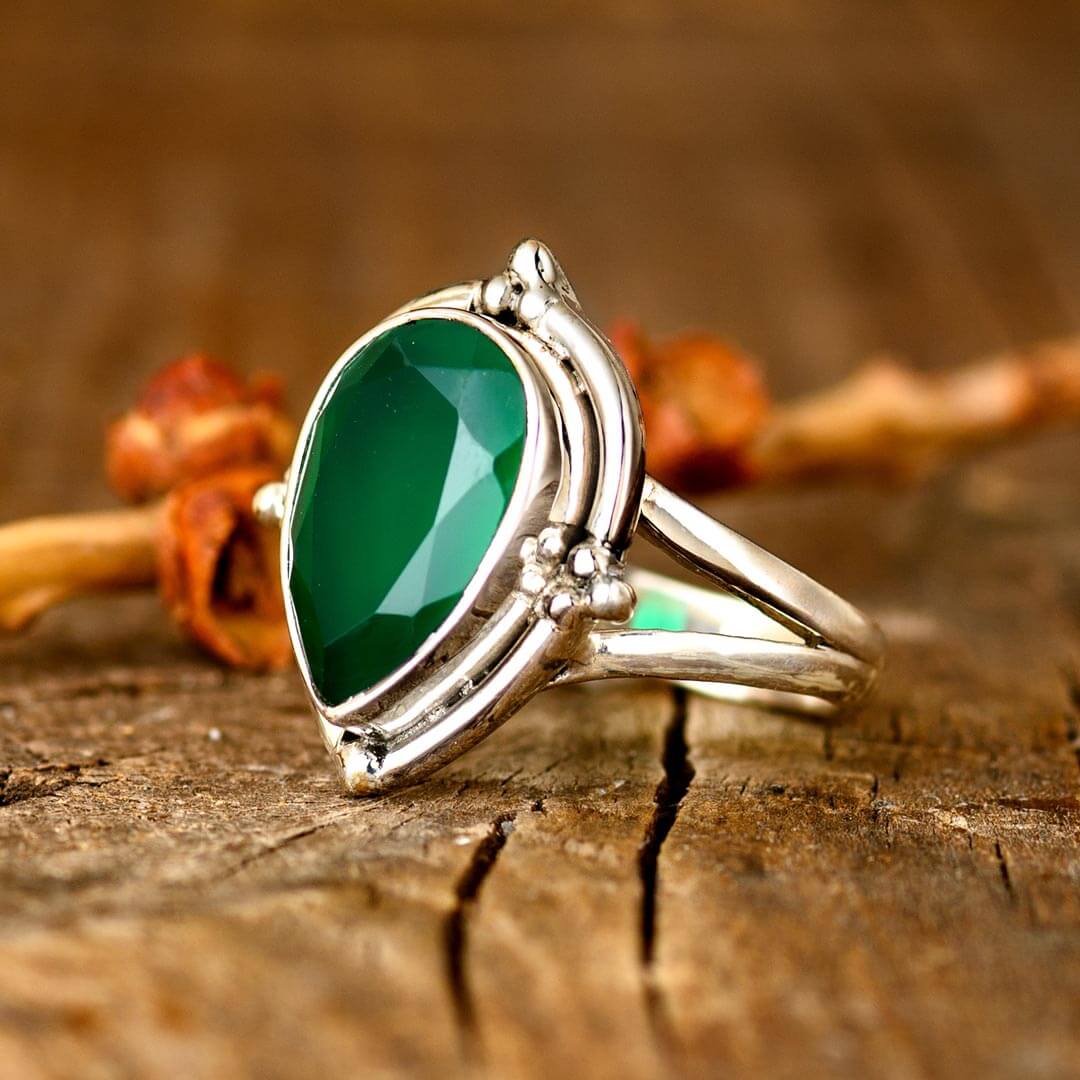 Teardrop Green Onyx Ring