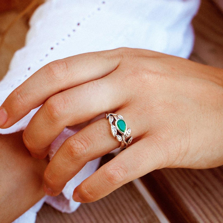 Leaves Green Onyx Ring