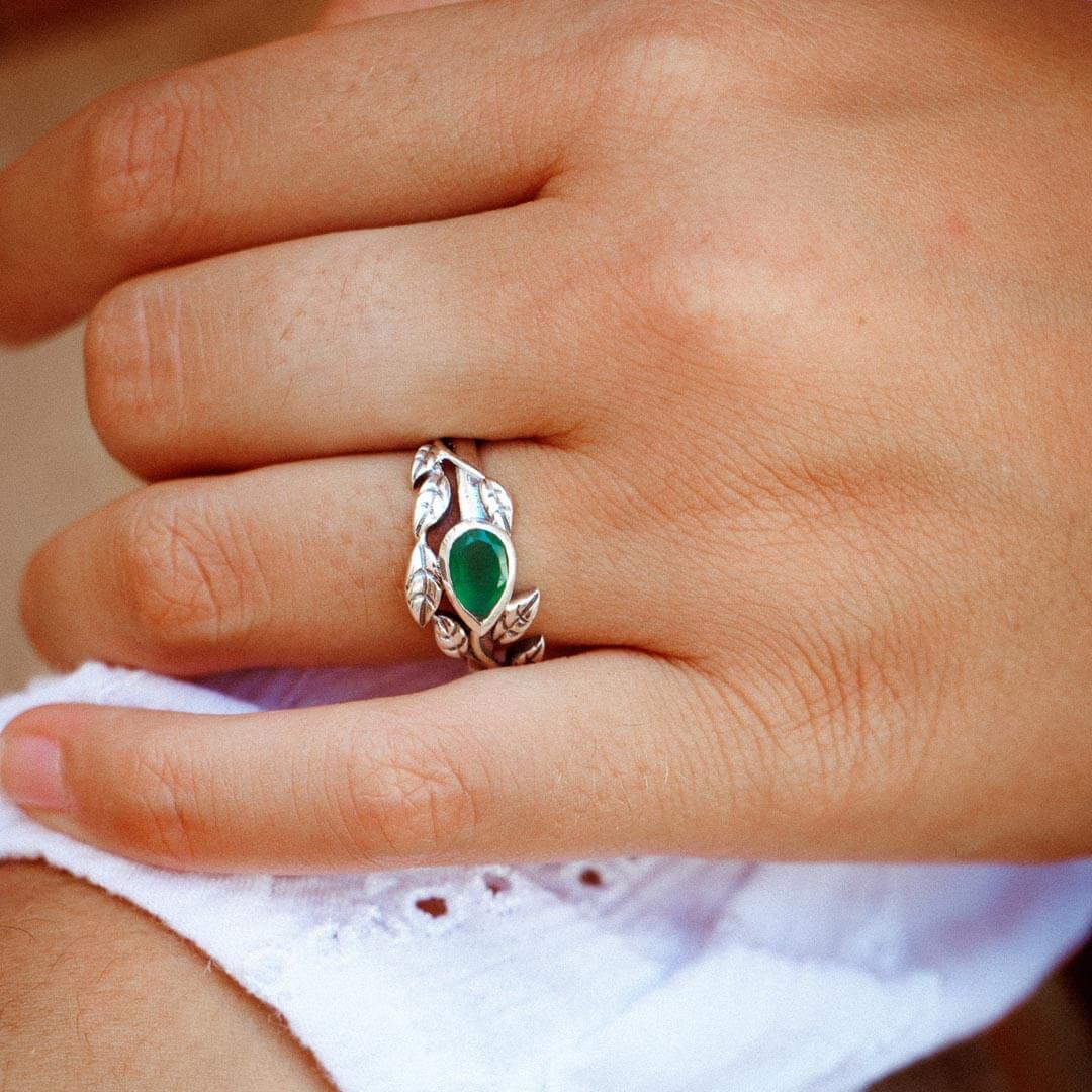 Leaves Green Onyx Ring