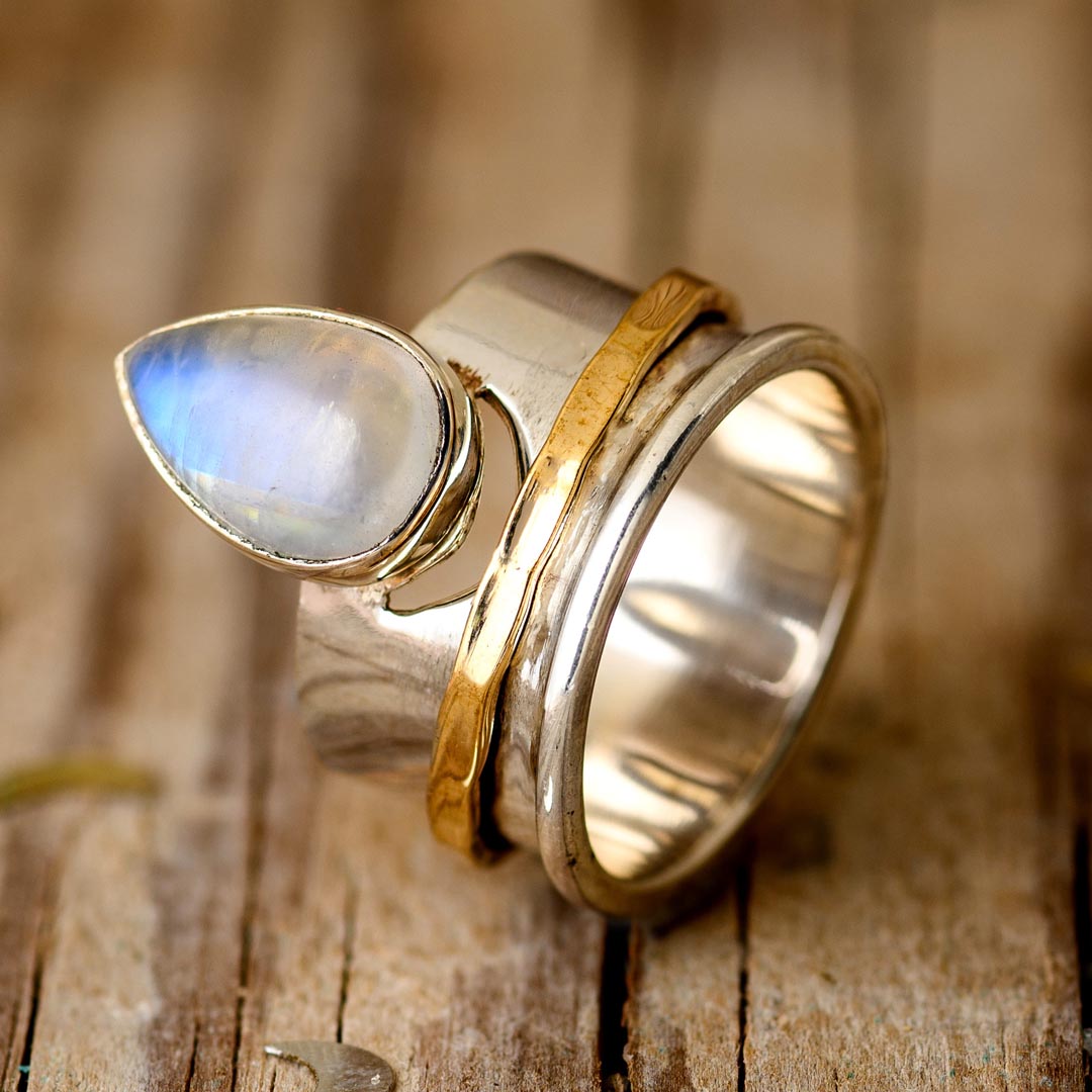 Double band moonstone fashion ring