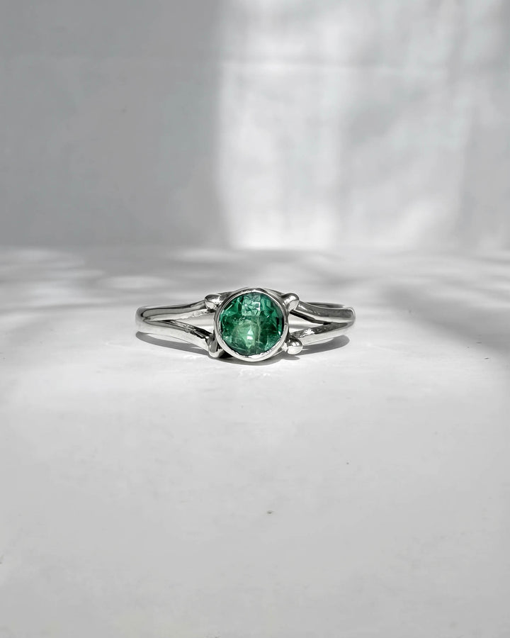 Green Apatite Ring
