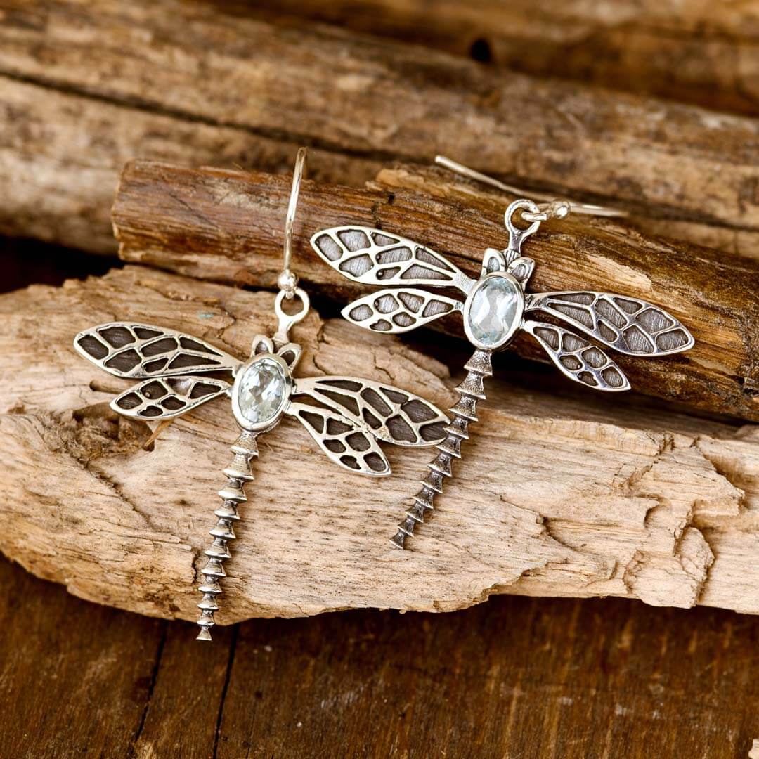 Silver dragonfly earrings, dragonfly jewelry, gift for women,  hypoallergenic earrings, statement earrings, dragonfly gift, insect  earrings mothers day gift for women : : Handmade Products