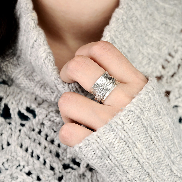 Sterling Silver Flowers Meditation Ring