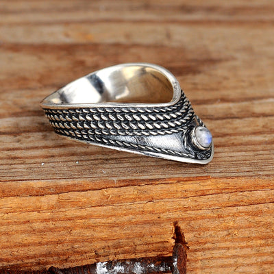 Chevron Thumb Ring with Moonstone Sterling Silver - Boho Magic