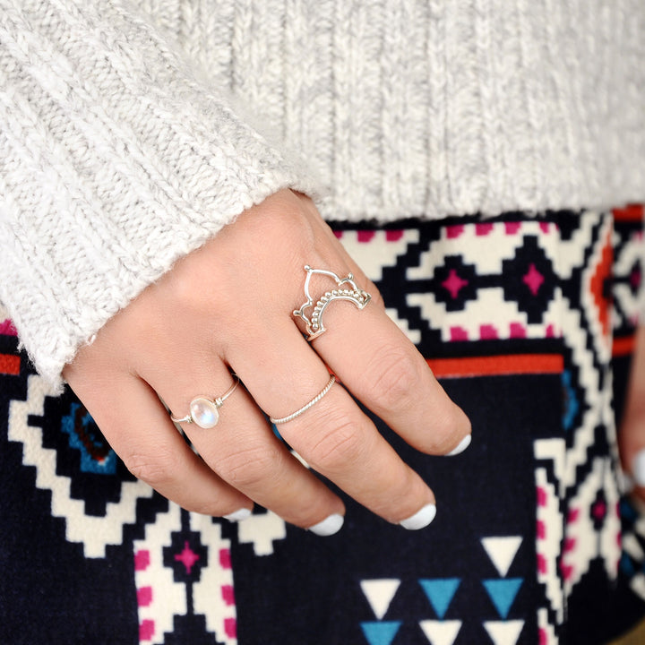 Boho-Ring-Set aus Sterlingsilber mit Regenbogen-Mondstein