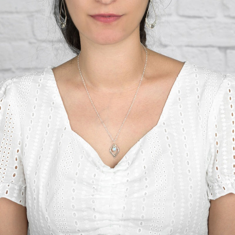 Sterling Silver Moonstone Necklace