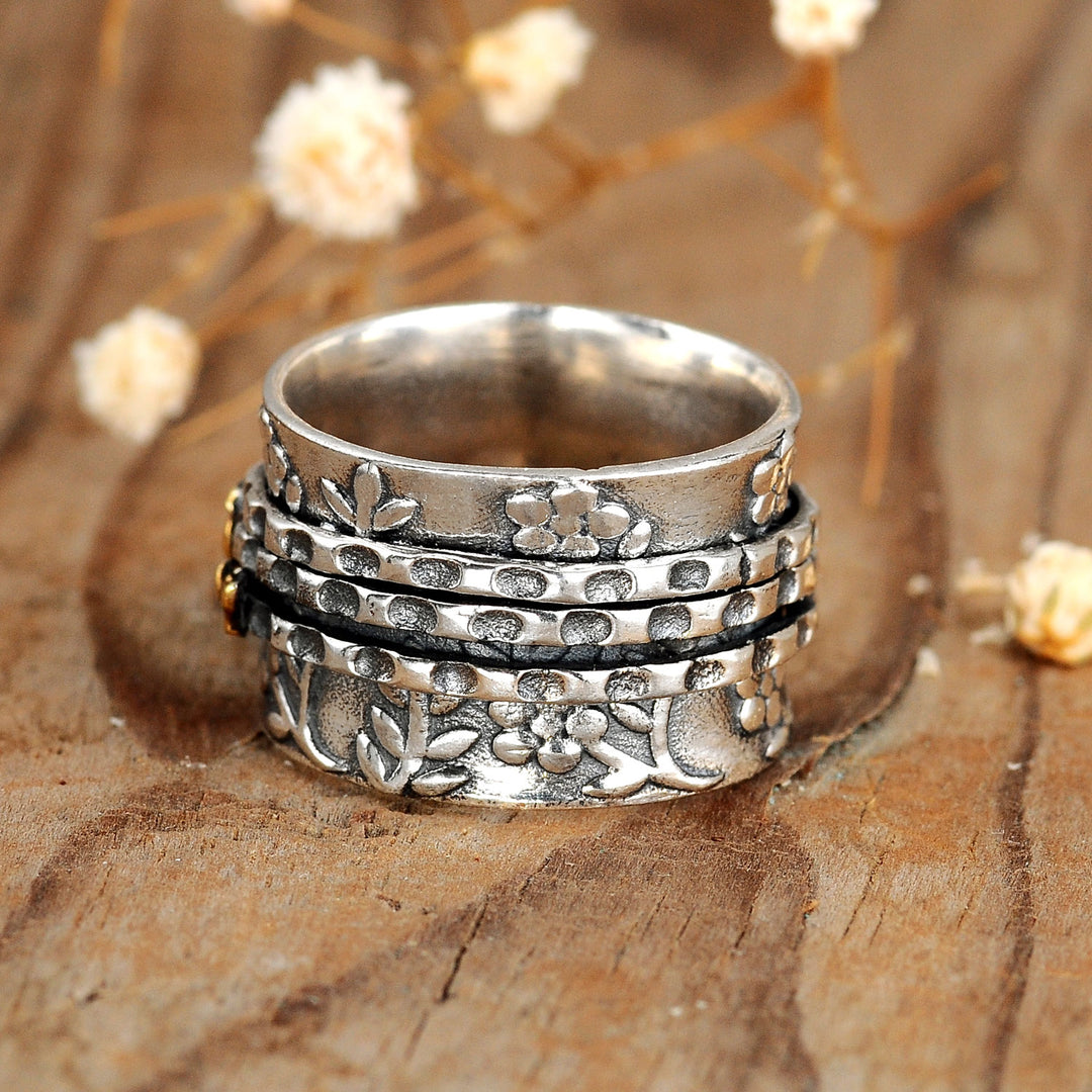 Flowers Spinner Ring with Tiny Bees Sterling Silver